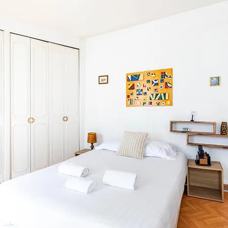 Guestready - Elegant Comfort Near Pantheon Lägenhet Paris